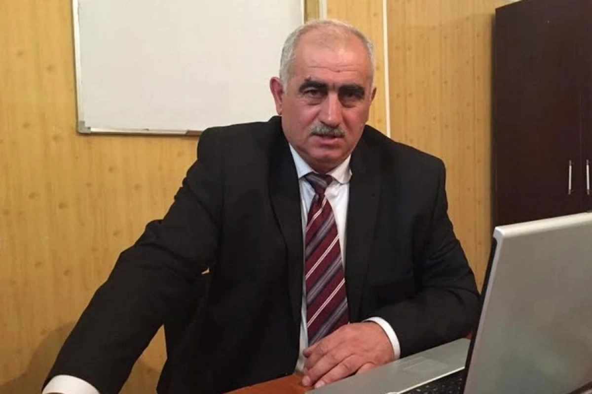 Əhməd Oruc [[vəfat etdi]]