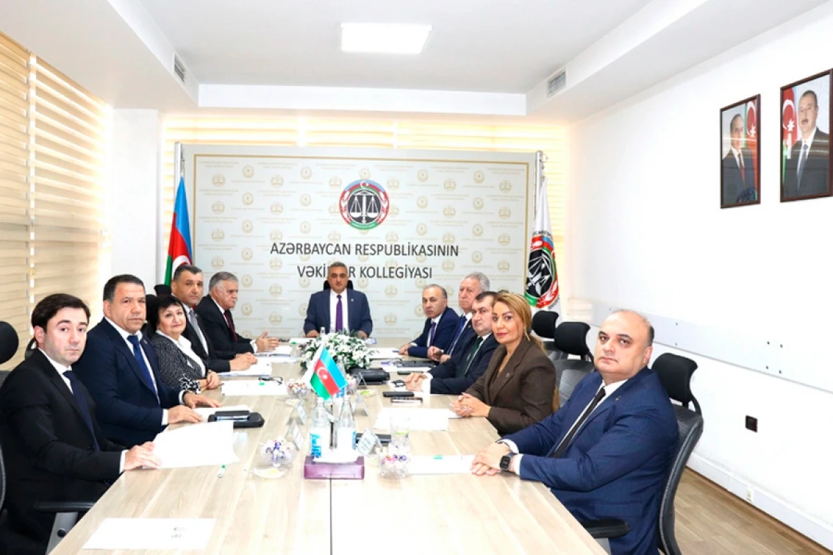 Vəkillər Kollegiyası bir vəkili [[üzvlükdən]] xaric etdi