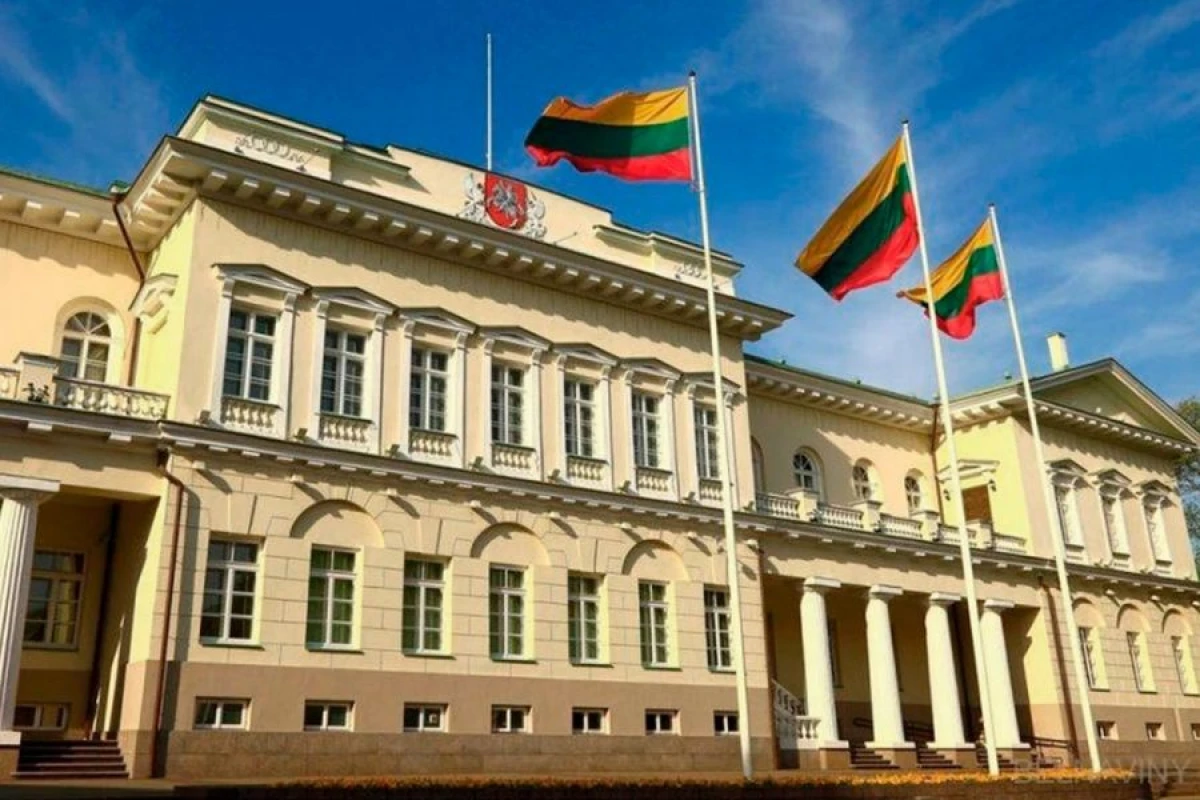 Litva Belarus səfirinə [[nota verdi]]