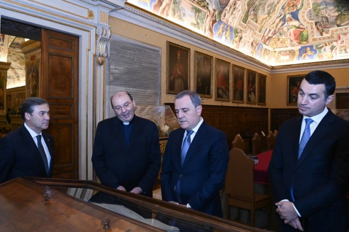 [[Ceyhun Bayramov]] Vatikan Apostol Kitabxanasında oldu