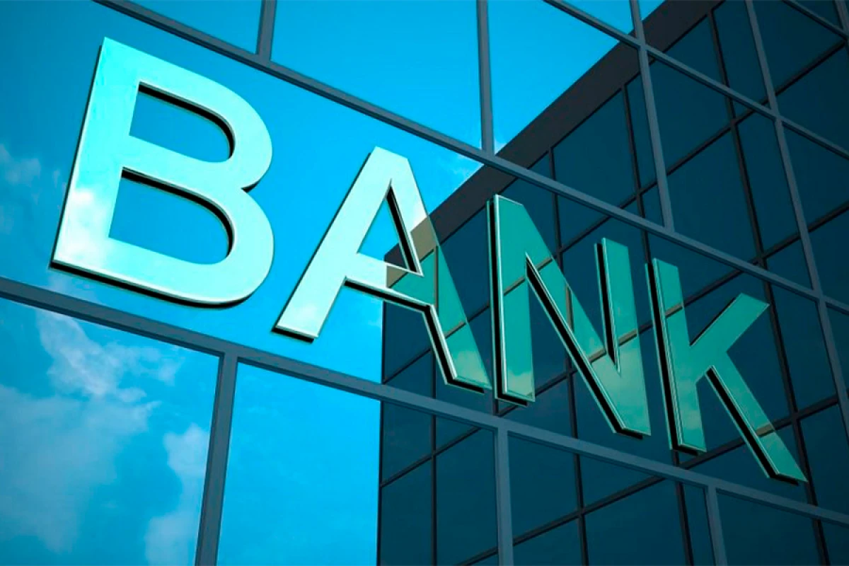 Banklarının xalis [[daxili aktivləri]] oktyabrda 11 %-ə yaxın azaldı