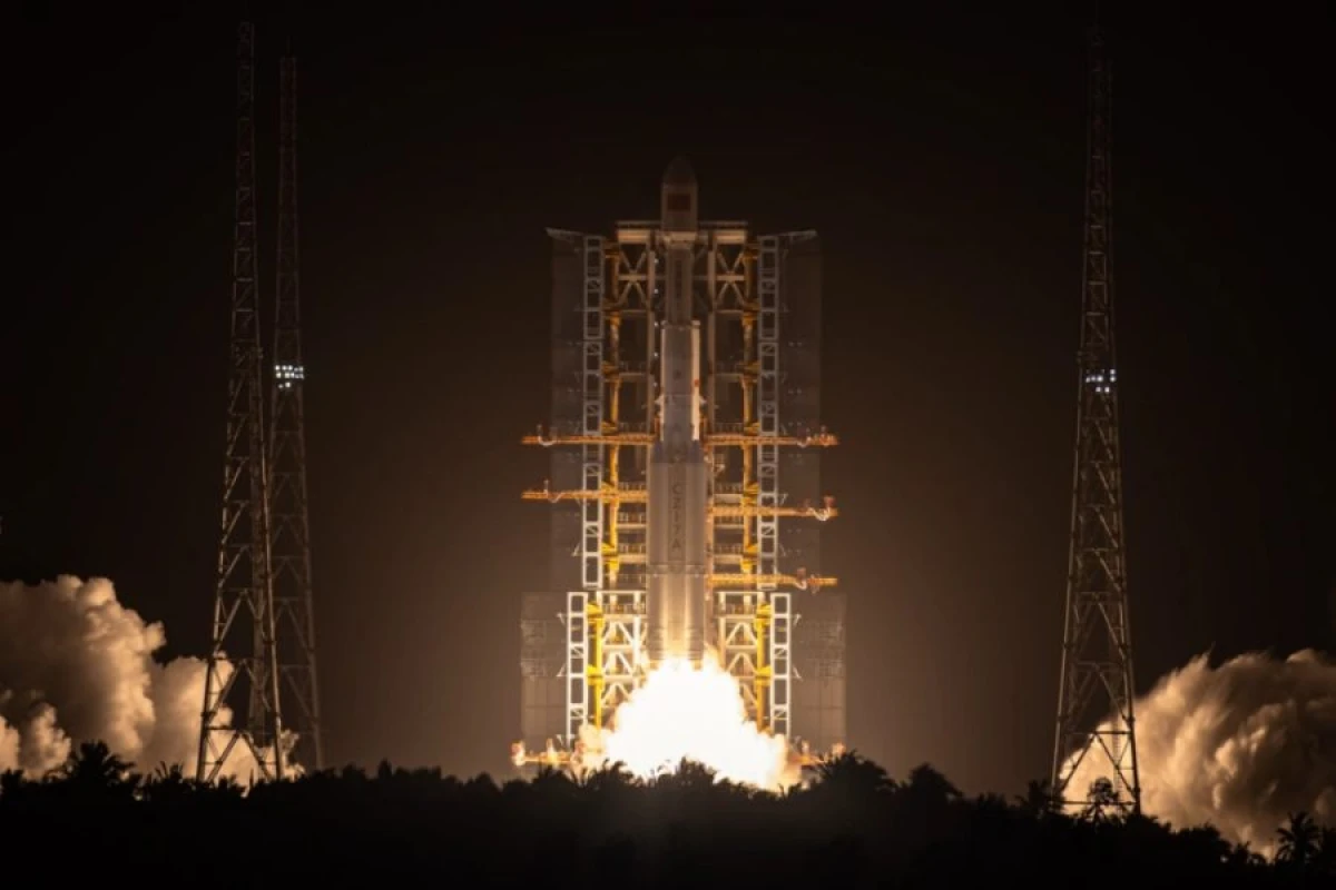 Çin raketi "Shi jian-28" eksperimental peykini [[orbitə göndərdi]]