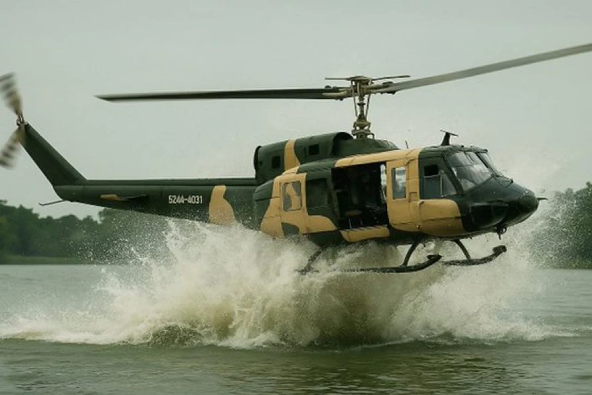 Helikopter xilasetmə əməliyyatı zamanı [[qəzaya uğradı]]