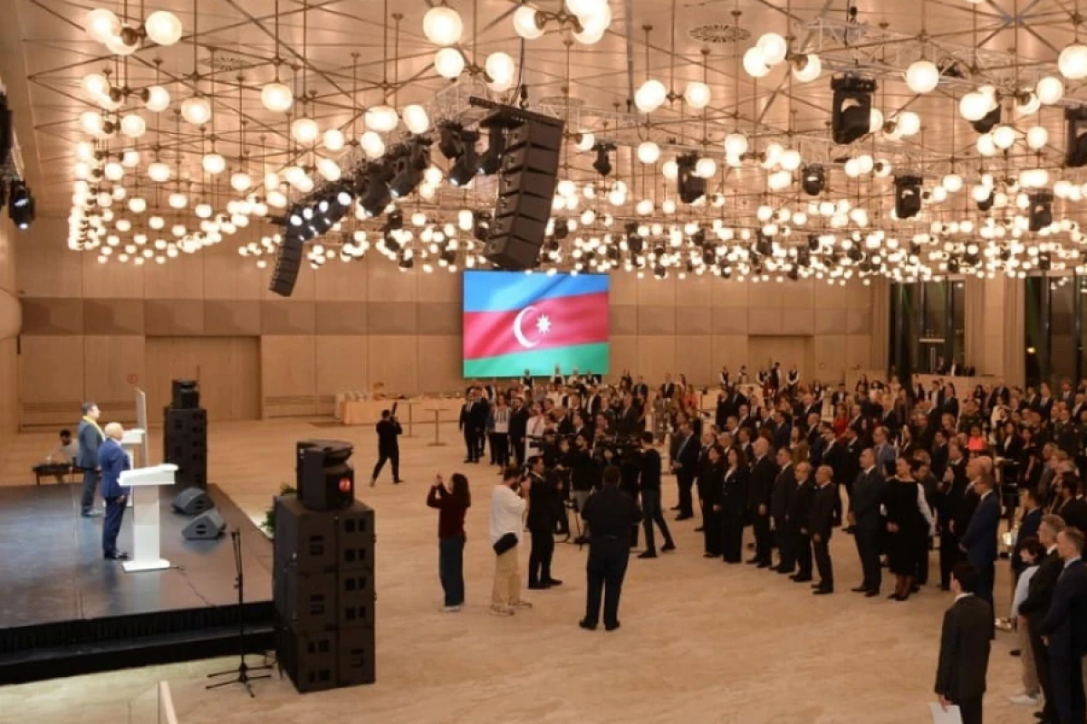 Bakıda [[Rumıniyanın Milli Günü]] ilə bağlı rəsmi qəbul keçirilir