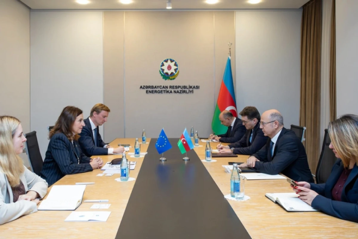 [[Azərbaycan Aİ]] ilə bir sıra layihənin icrasını müzakirə etdi