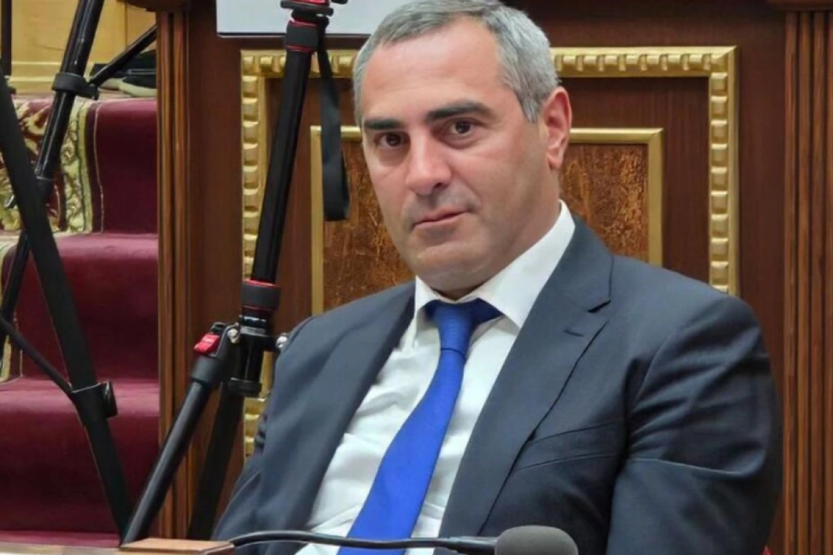 [[Gümrü merinin]] müavininə cinayət işi açıldı