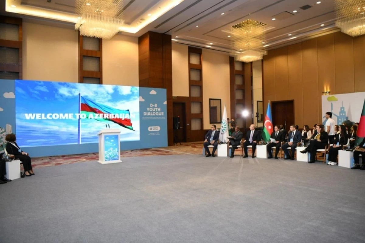 D-8 Bakı Gənclər Bəyanatı qəbul olundu