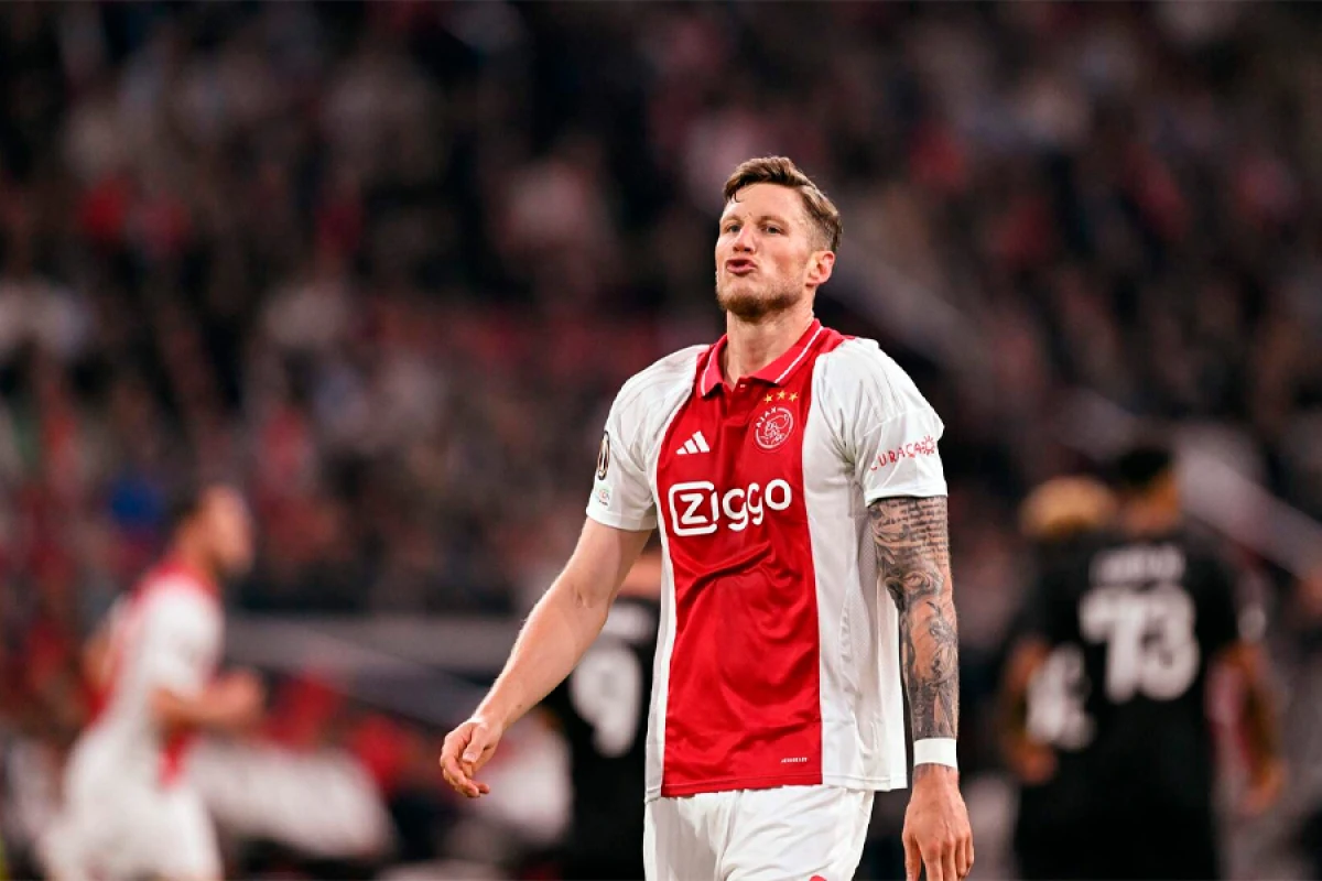 “Ayaks”da “Qarabağ” [[matçı öncəsi]] böhran