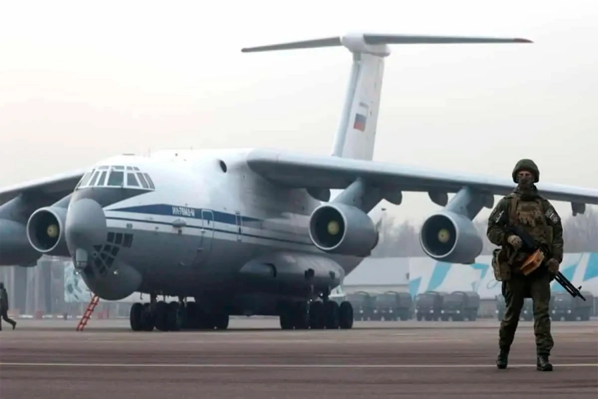 Gümrüdə gözlənilməz hərbi hərəkətlilik: [[İl-76 təyyarələri niyə geri döndü?]]