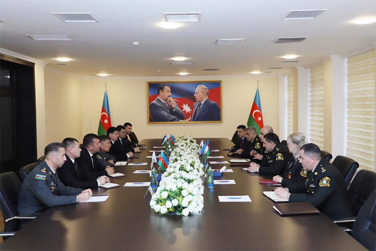 Dövlət Xidmətində [[Özbəkistandan gələn rəsmi nümayəndələrlə]] görüş keçirildi