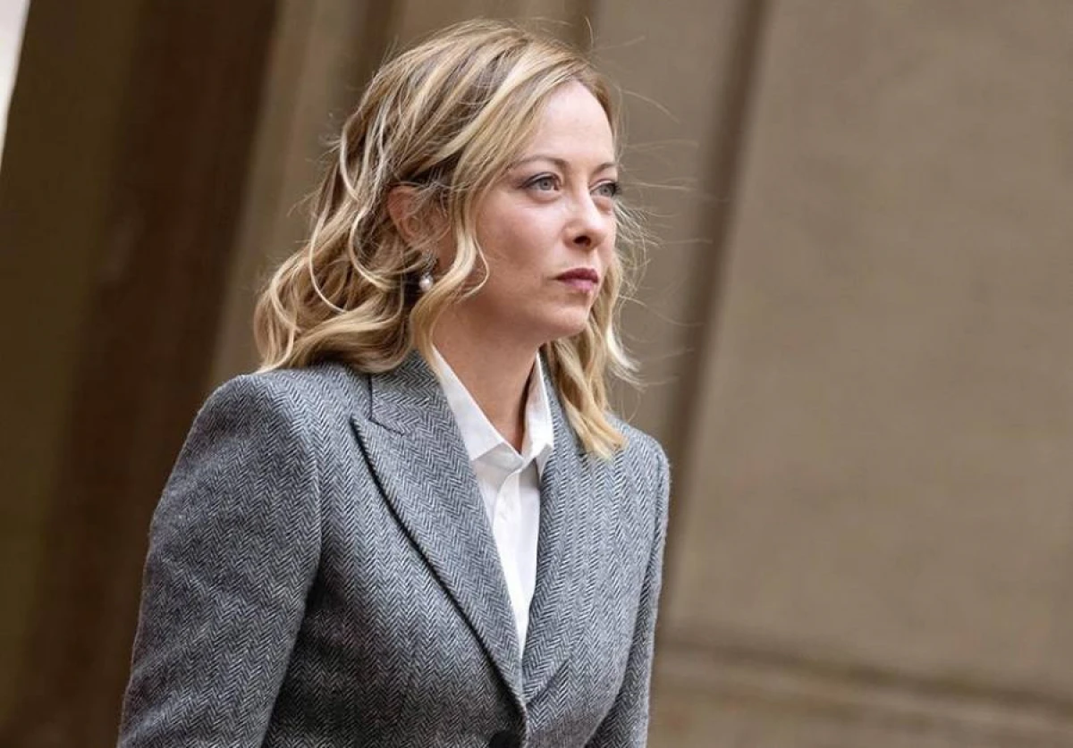 [[Meloni]] sərt tənqid olundu