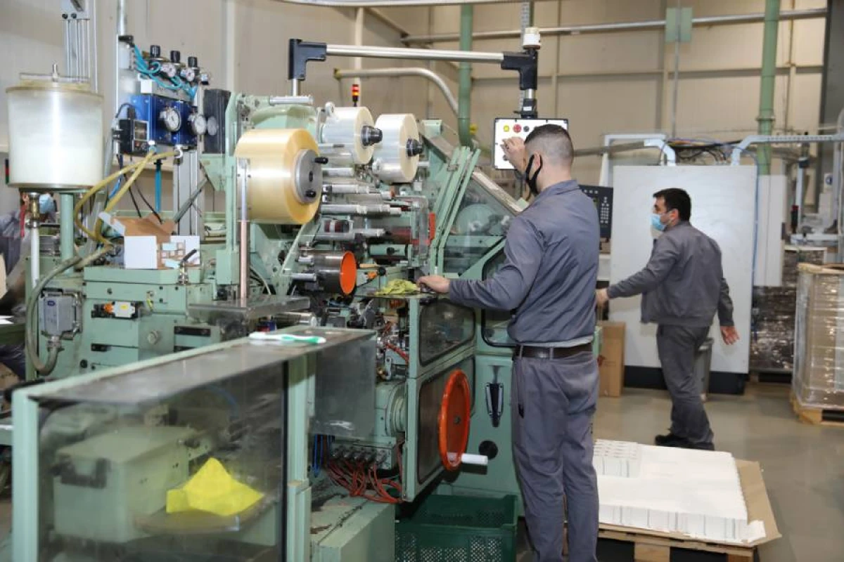 Azərbaycanda sənaye istehsalı [[11 ayda 57 milyard manata]] yüksəldi