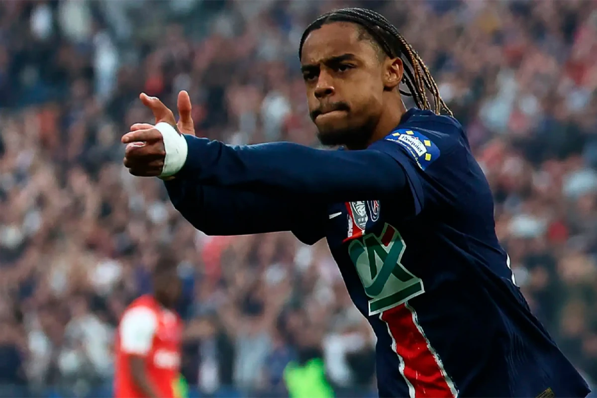 “Liverpul”un [[yeni vinger]] hədəfi