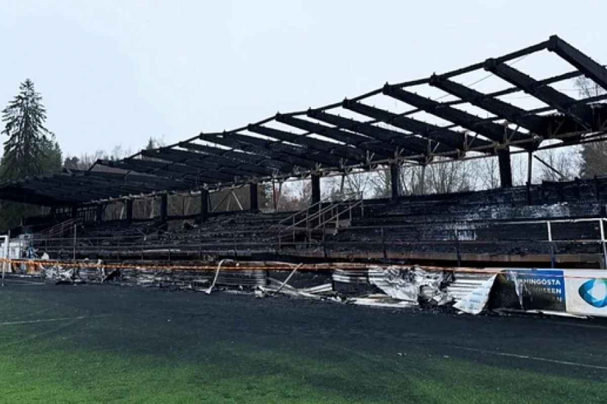 [[Finlandiyada]] klub stadionu yandırıldı
