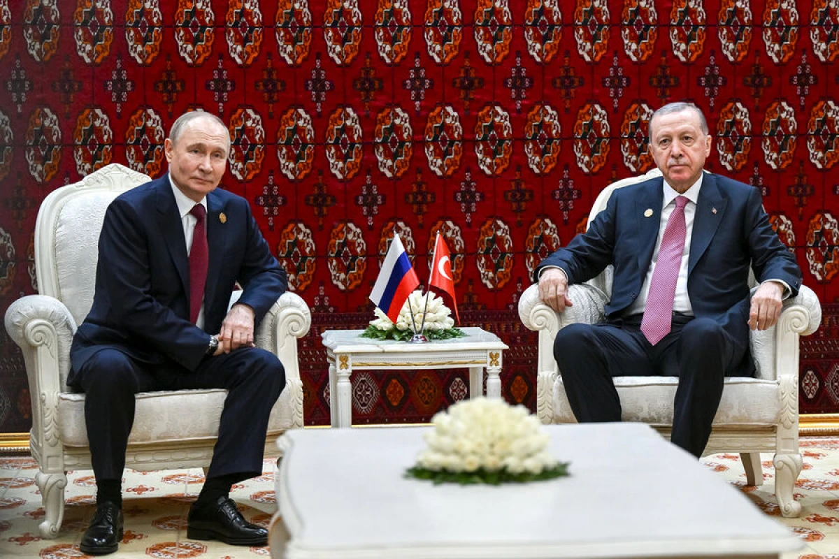 Kreml Türkiyənin Rusiya aktivləri ilə bağlı [[mövqeyini açıqladı]]