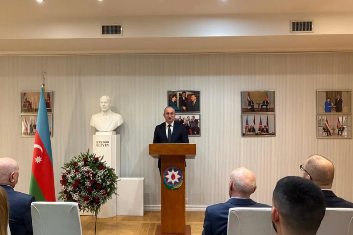 Latviyada Heydər Əliyevin [[xatirəsi anıldı]]