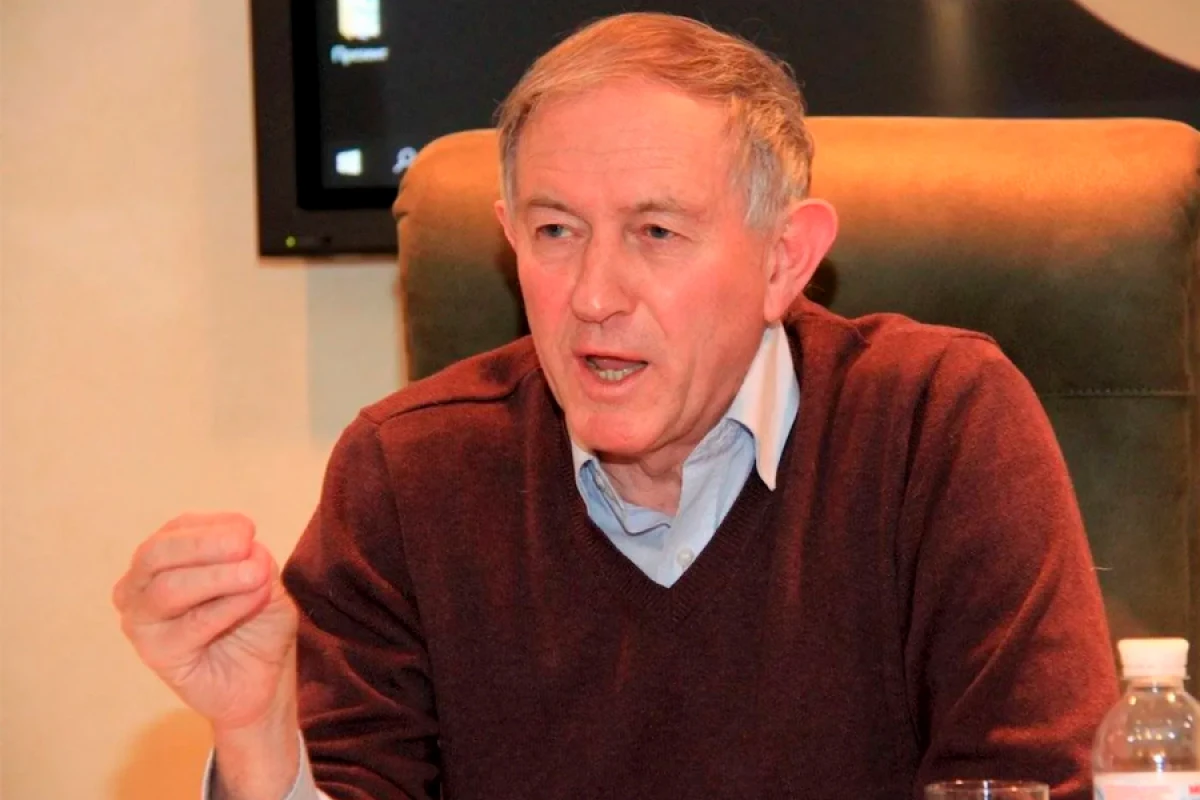 [[Britaniyalı polkovnik:]] “Tramp Putini dəstəkləyir”