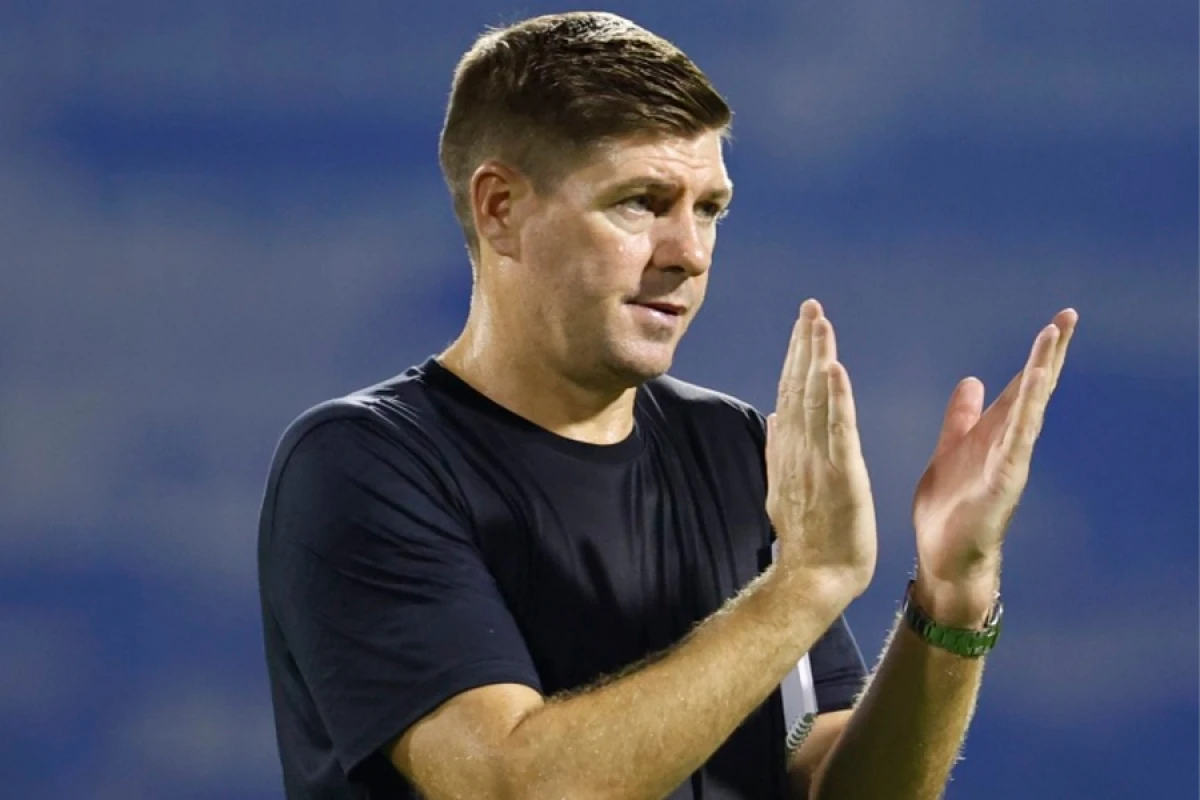 Klub daxilində [[Cerrard variantı]] müzakirə olundu