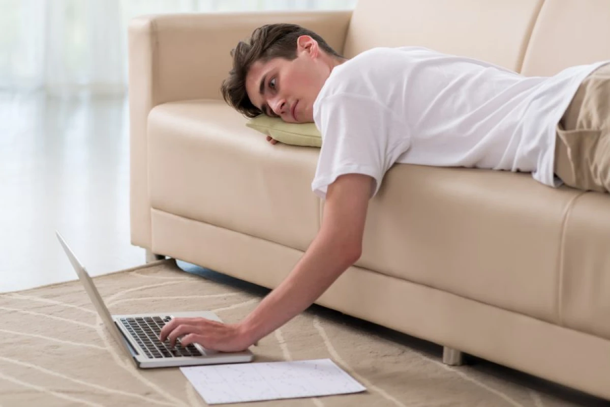 Hərəkətsizlik və stress [[- Müasir həyatın gizli təhlükələri]]