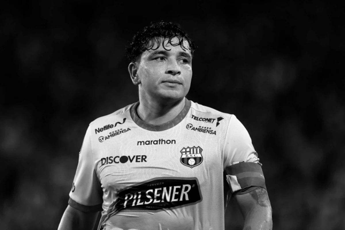 [[Ekvador futbolunda faciə:]] futbolçu və həyat yoldaşı öldürüldü