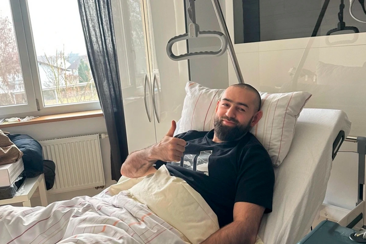 Millimizin [[əsas qapıçısı]] əməliyyat olundu