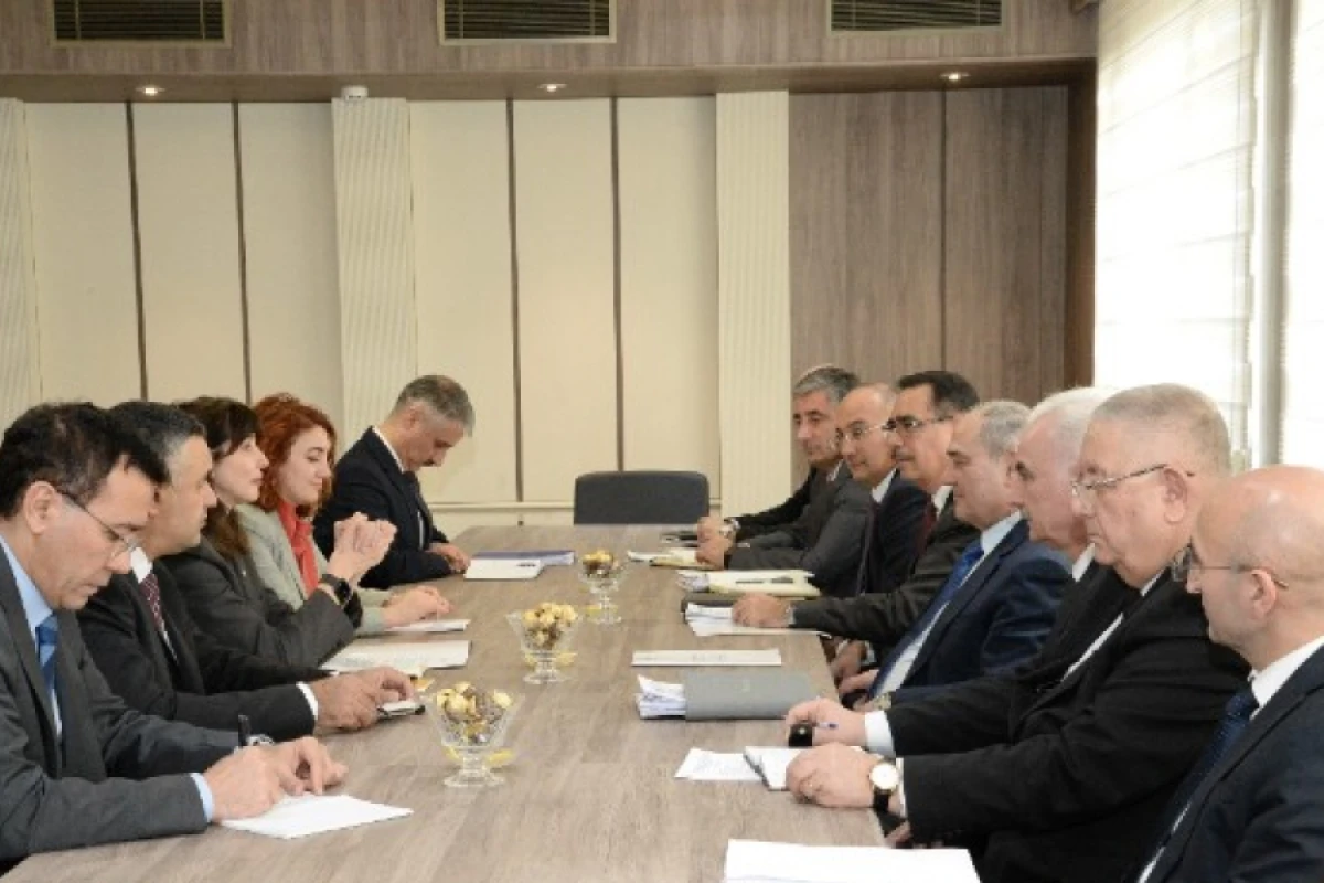 [[Tahir Budaqovla]] BMT rəsmisinin görüşü oldu