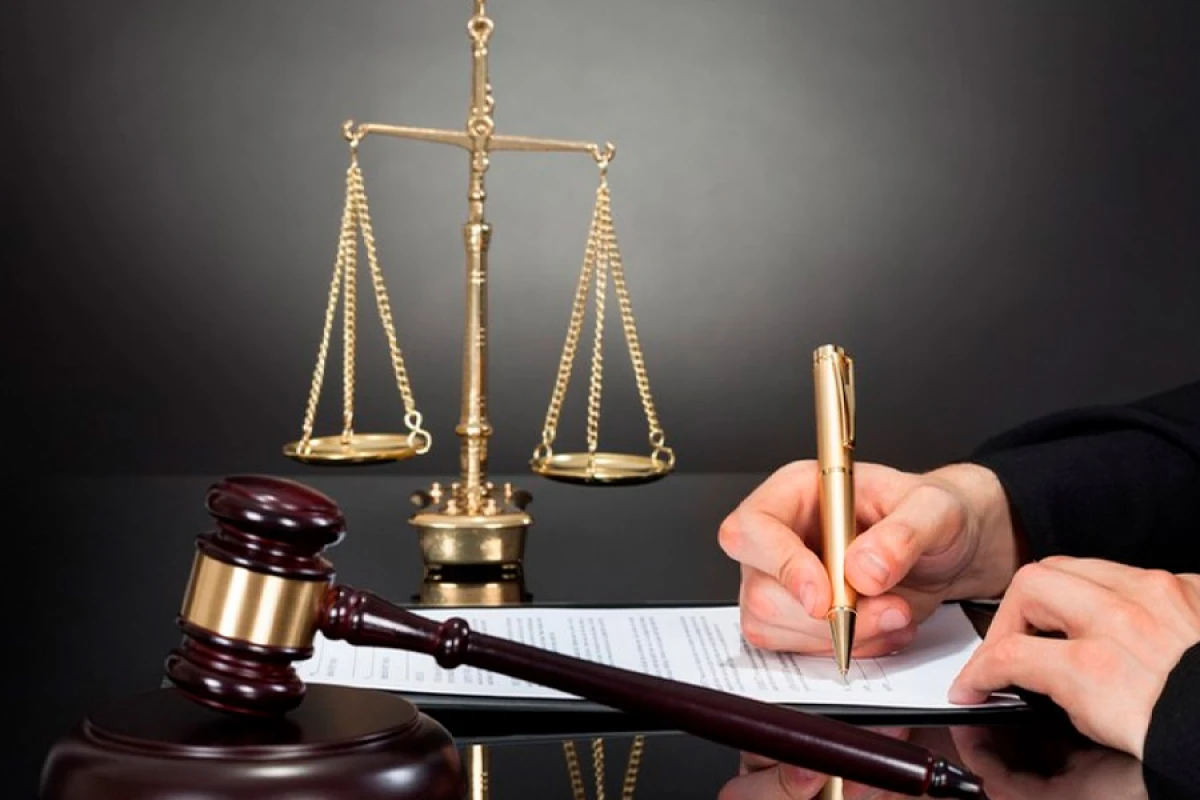 Sabiq hərbi komissar [[rüşvət almaqda]] ittiham olunur