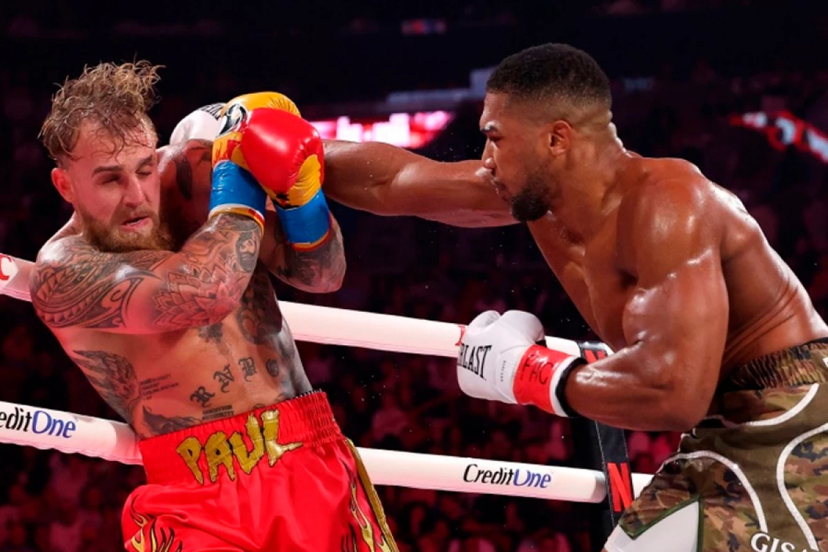 Ceyk Pol [[döyüşdən sonra çənə sınığı şübhəsi ilə]] xəstəxanaya yerləşdirildi