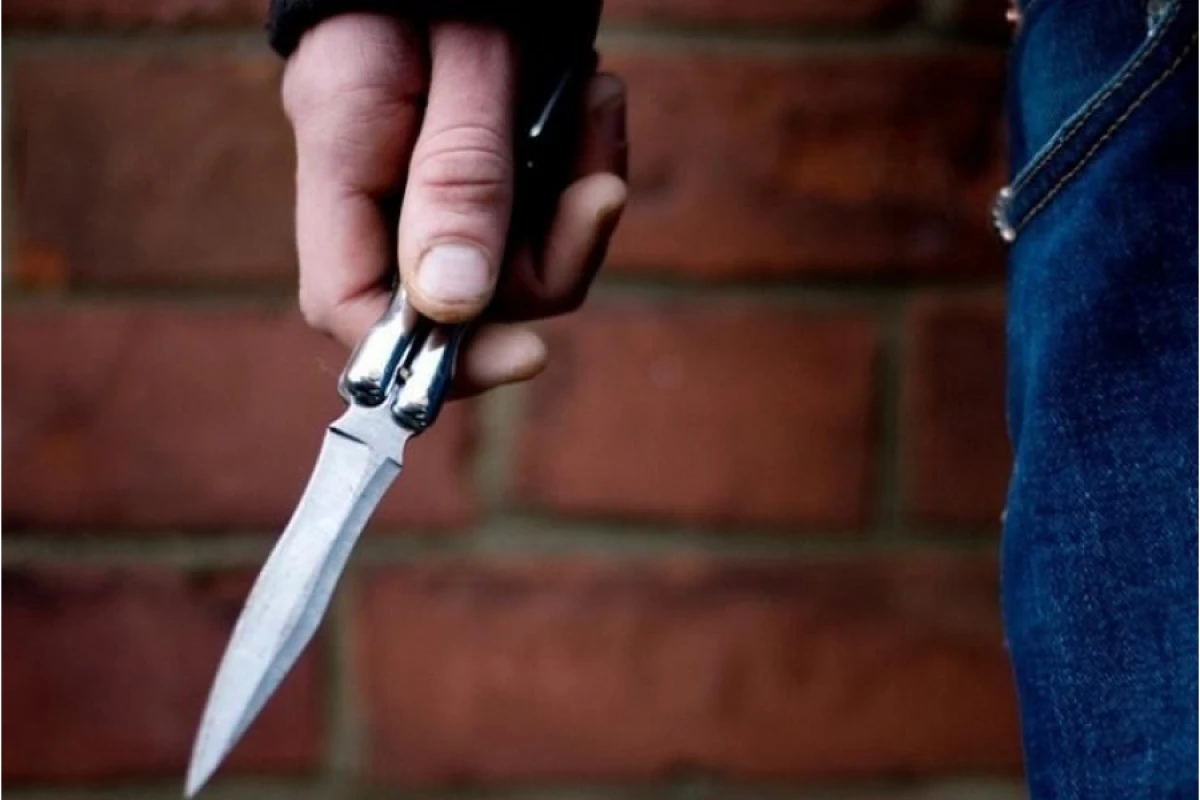 Mingəçevirdə gənc oğlan bıçaqlandı