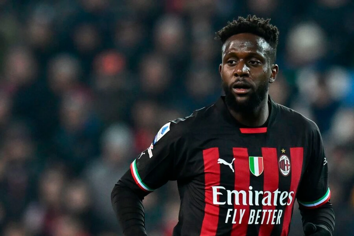 Oynamadan [[milyonlar qazanan]] futbolçu klubla vidalaşdı