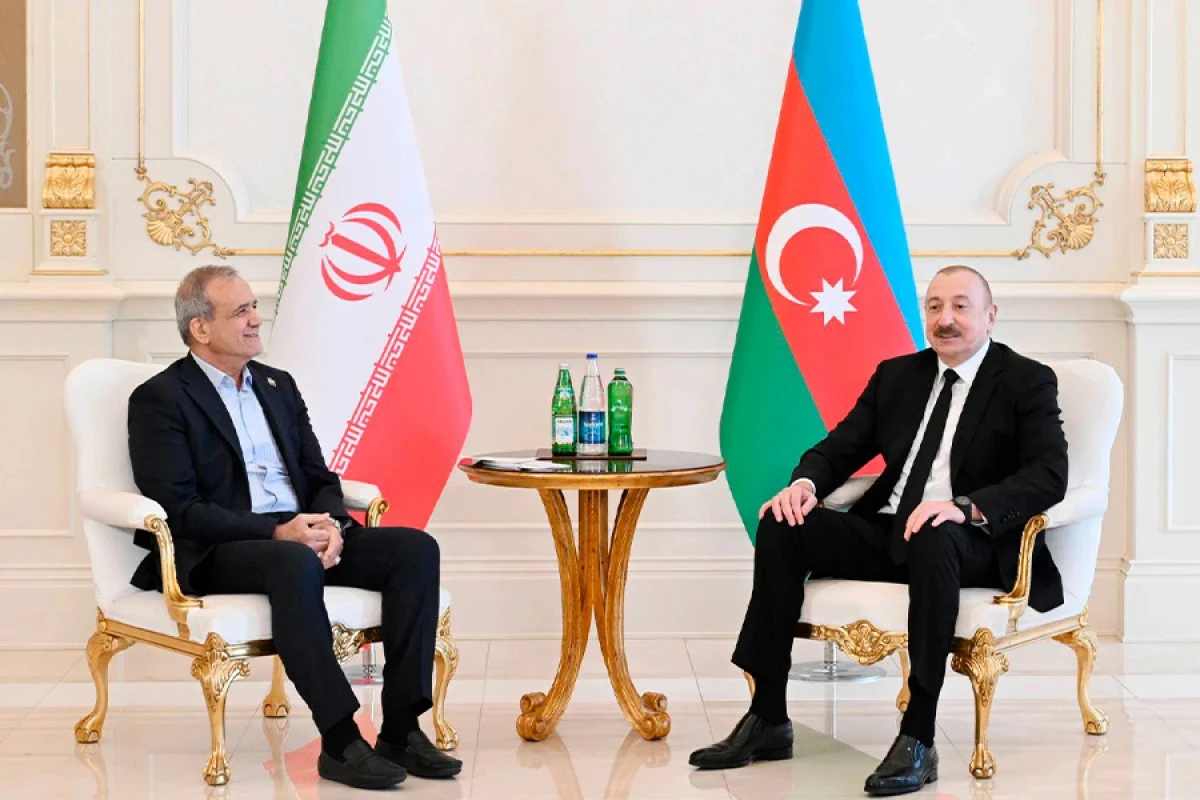 Məsud Pezeşkian [[Prezident İlham Əliyevə]] zəng etdi