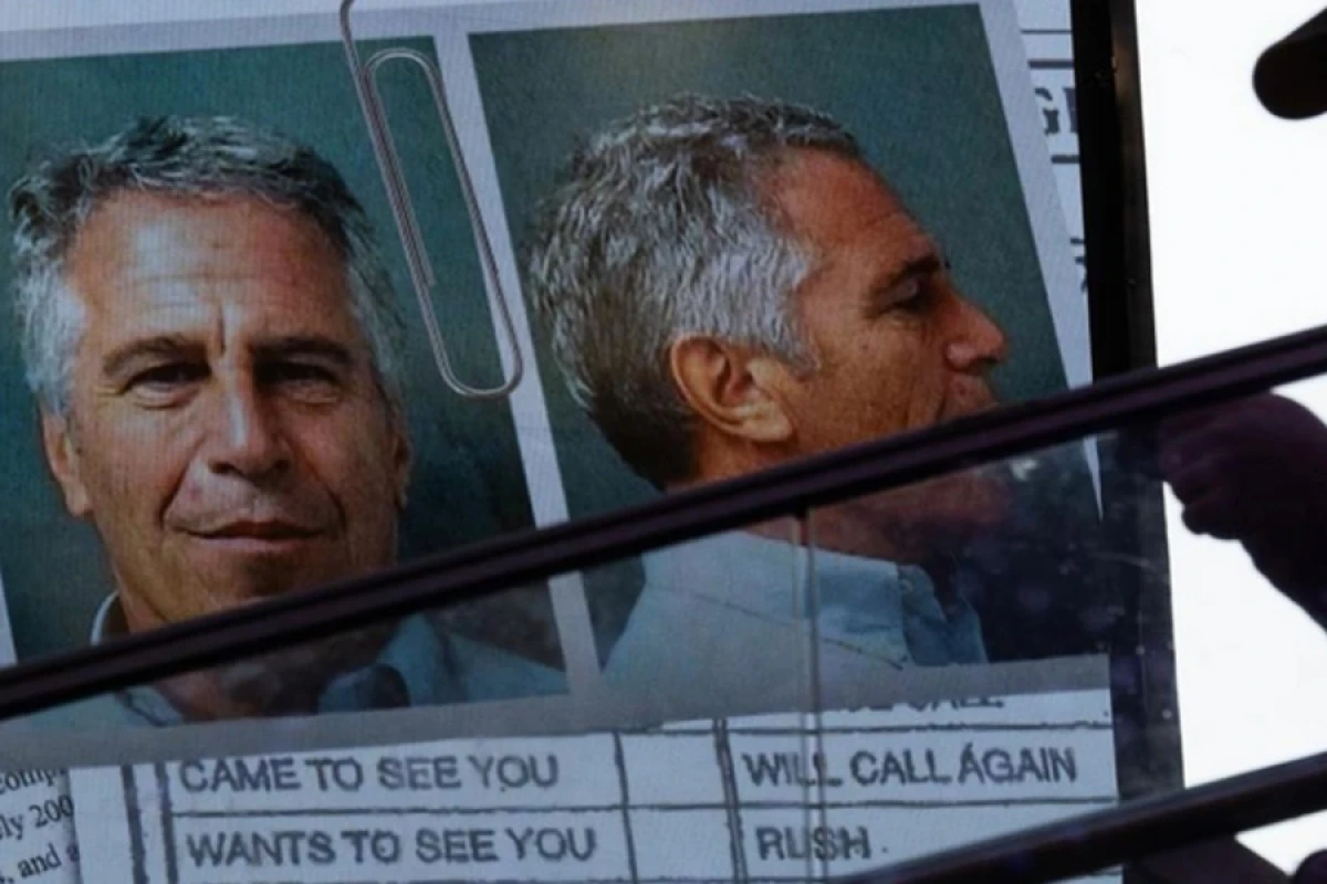 [["Epşteyn işi"]] üzrə 30 min məxfi sənəd açıqlandı