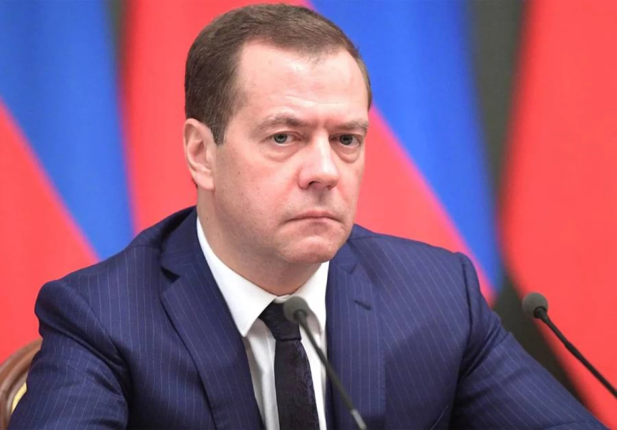 [[Medvedev]] Aİ siyasətçilərinin sülh açıqlamalarını şərh etdi