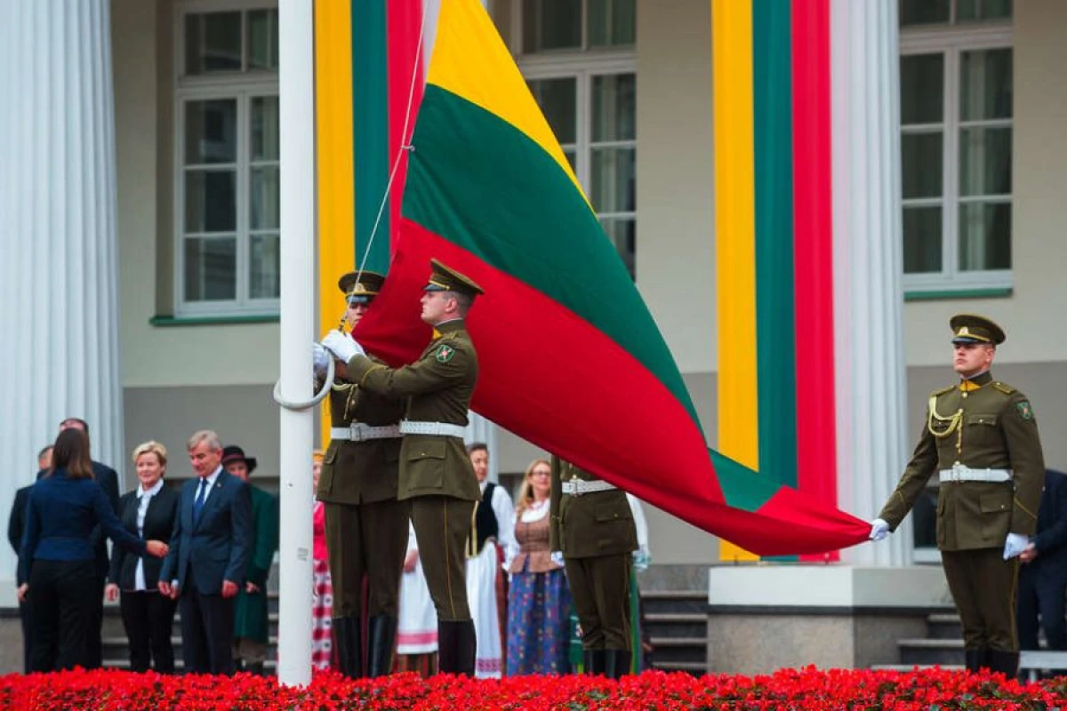 Litva Ottava Konvensiyasından [[rəsmi olaraq çıxdı]]