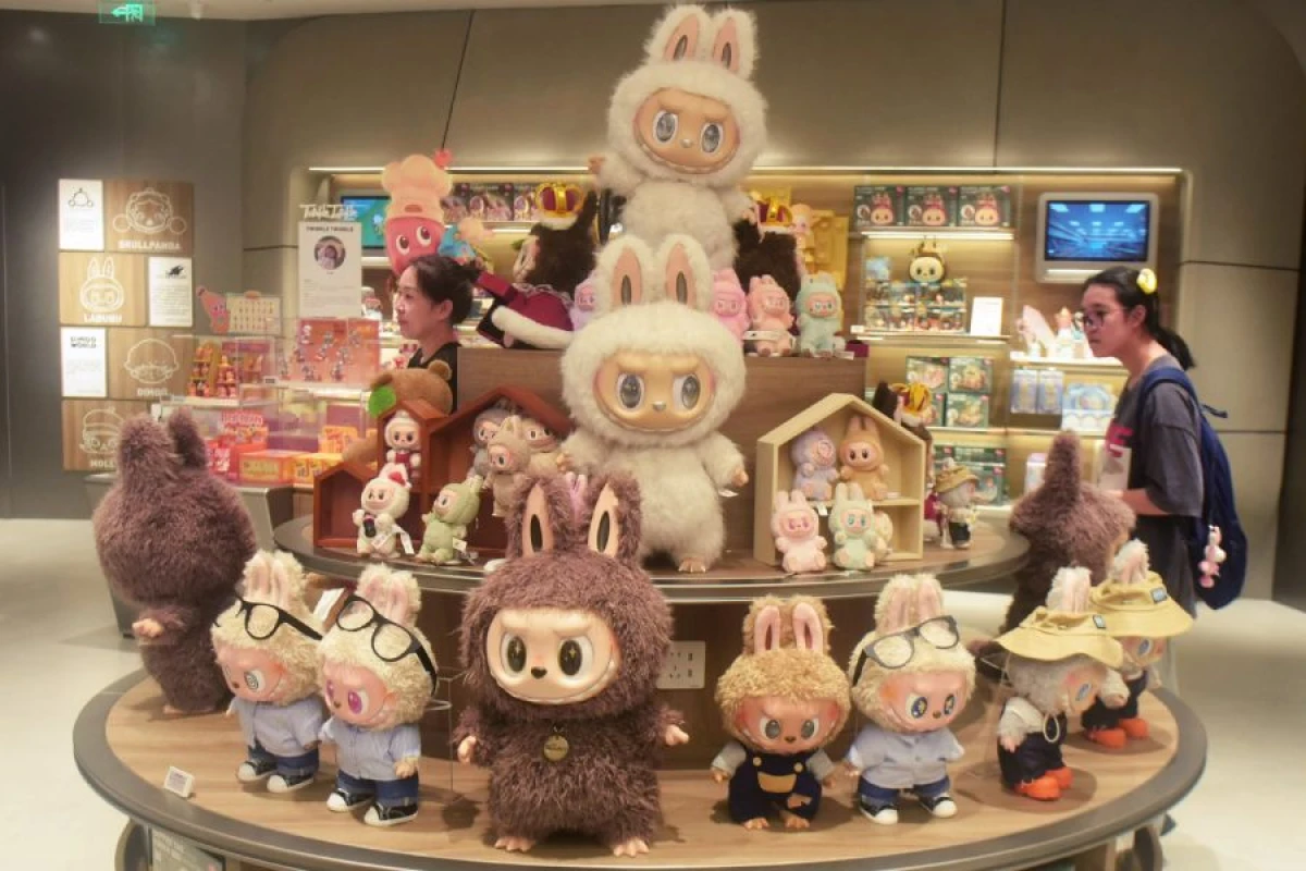 Çində  [[böyük "Labubu" sərgisi]] keçirildi