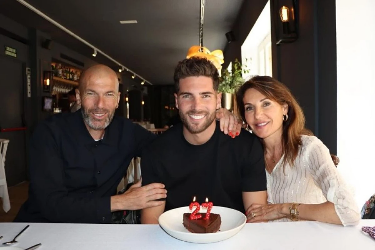 Zidanın seçimi: ata məsləhəti, baba arzusu