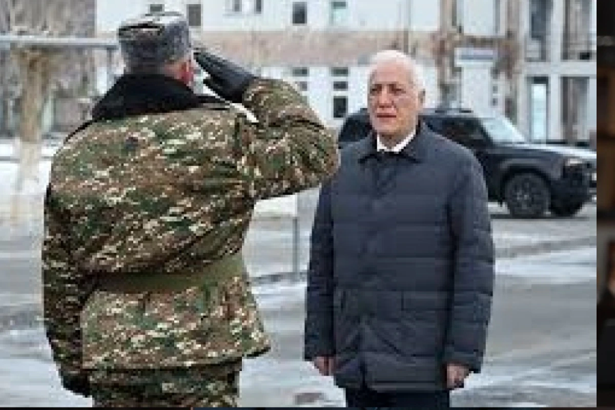 [[Ermənistan]] prezidenti sərhədə gəldi