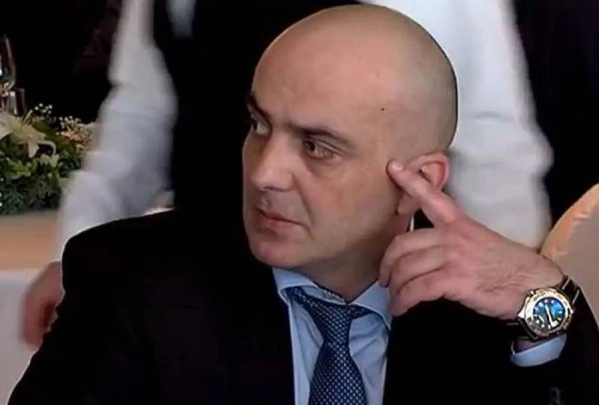 [[Gürcüstanın sabiq baş prokuroru]] qiyabi həbs olundu