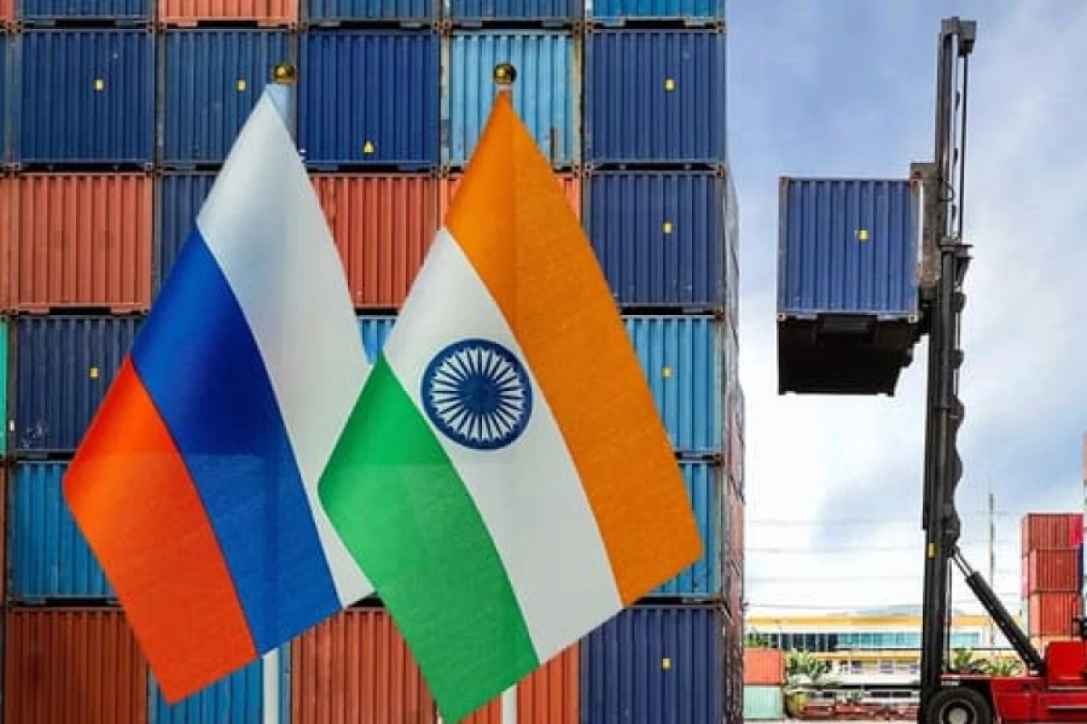 [[Hindistan Rusiya]] nefti idxalını azaltdı