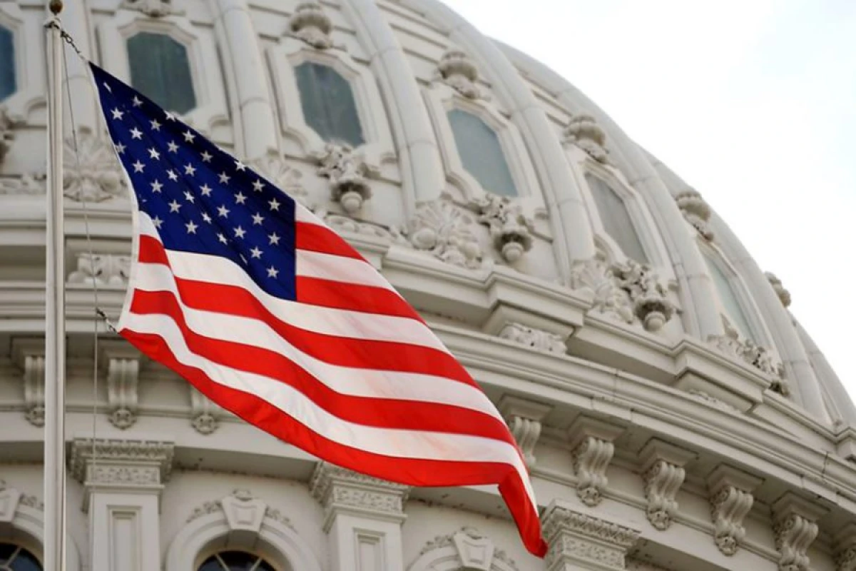 ABŞ İran-Venesuela silah ticarəti iddiaları ilə bağlı [[sanksiyalar tətbiq etdi]]