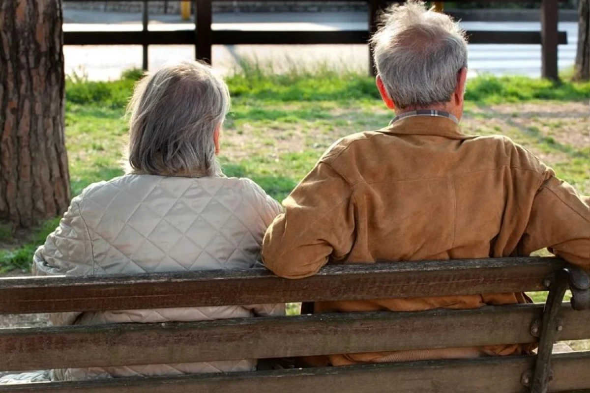 Bu ildən qadın və kişilərin pensiya yaşı [[bərabərləşəcək]]
