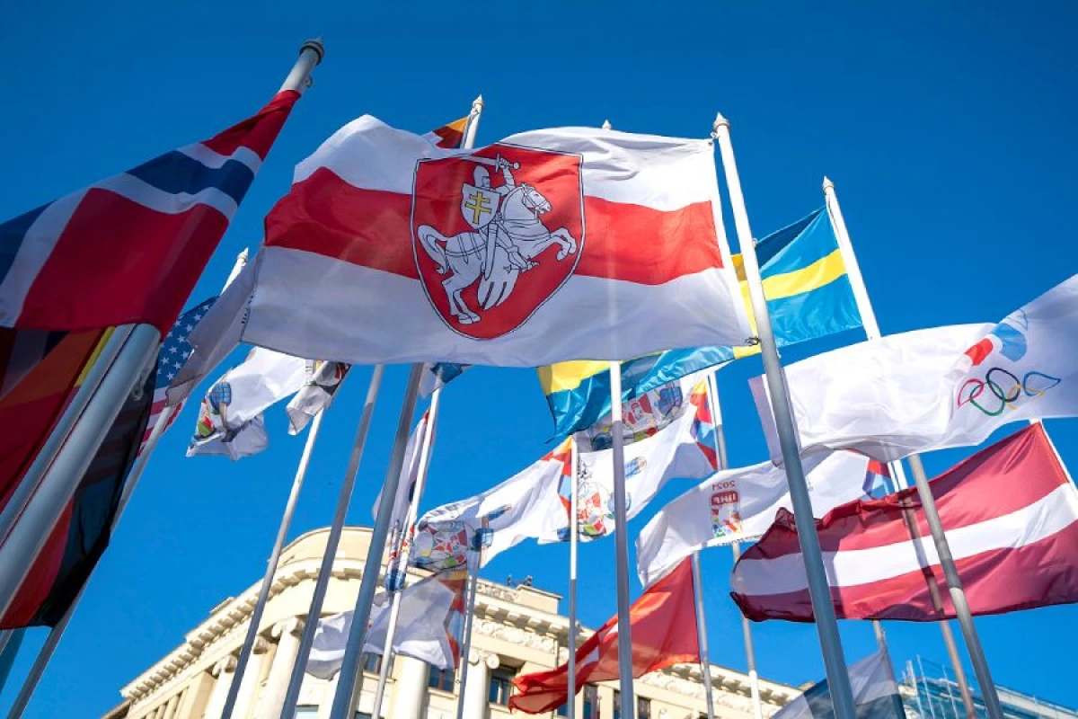 Latviyada rus dilinə [[məhdudiyyətlər qoyuldu]]