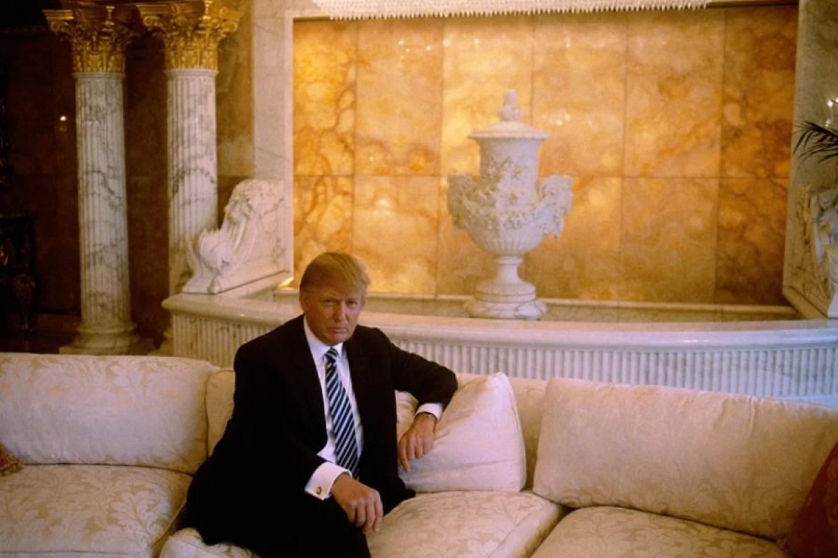 Tramp və ailəsinin sərvəti [[kəskin artdı]]