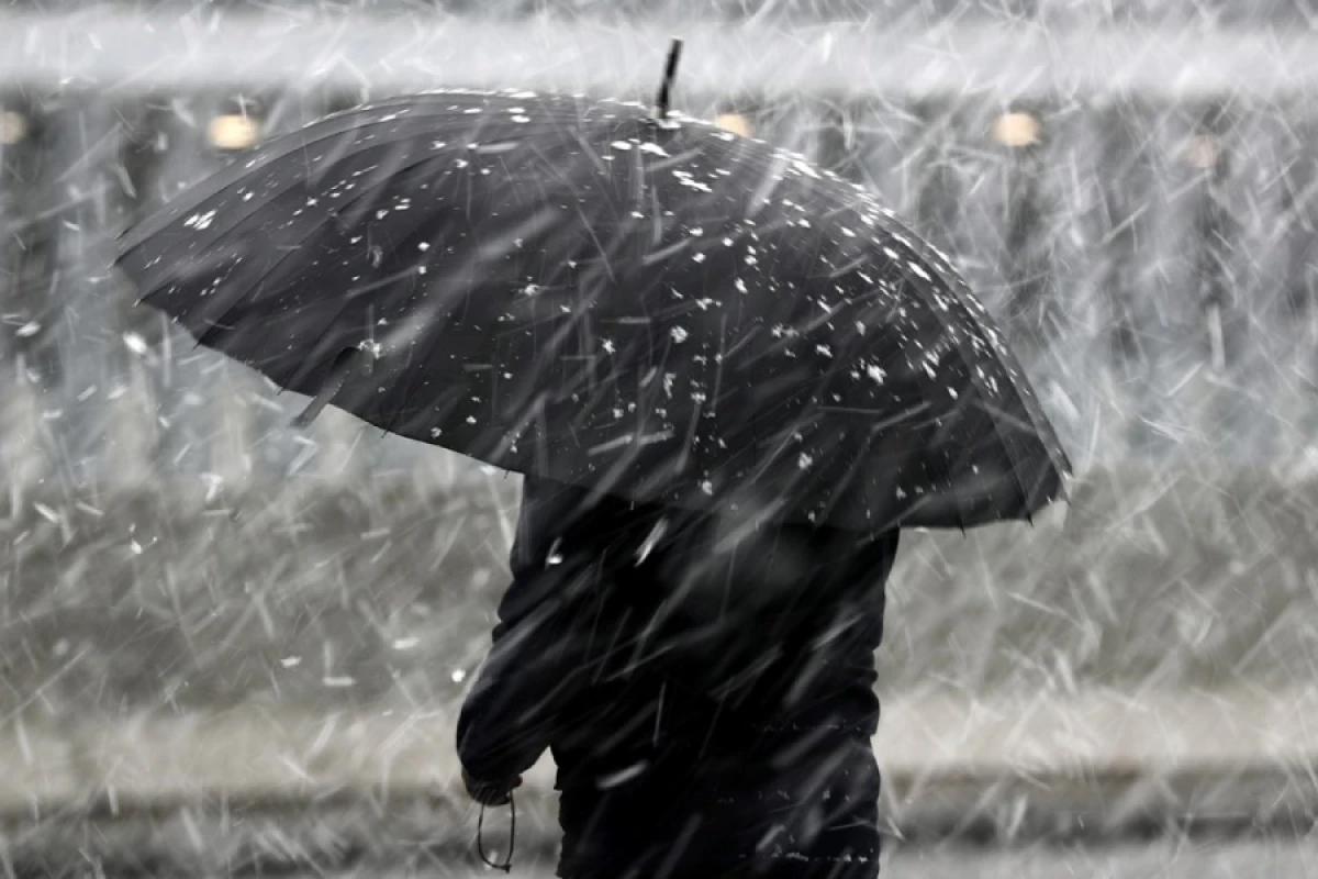 Bakıya sulu qar yağır [[- FAKTİKİ HAVA]]