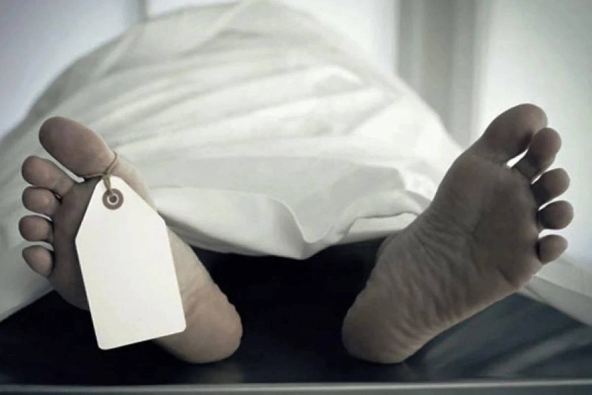 [[Sumqayıtda]] evdən meyit tapıldı