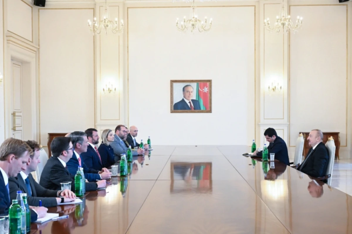 [[Azərbaycan - ABŞ münasibətləri]] müzakirə olundu