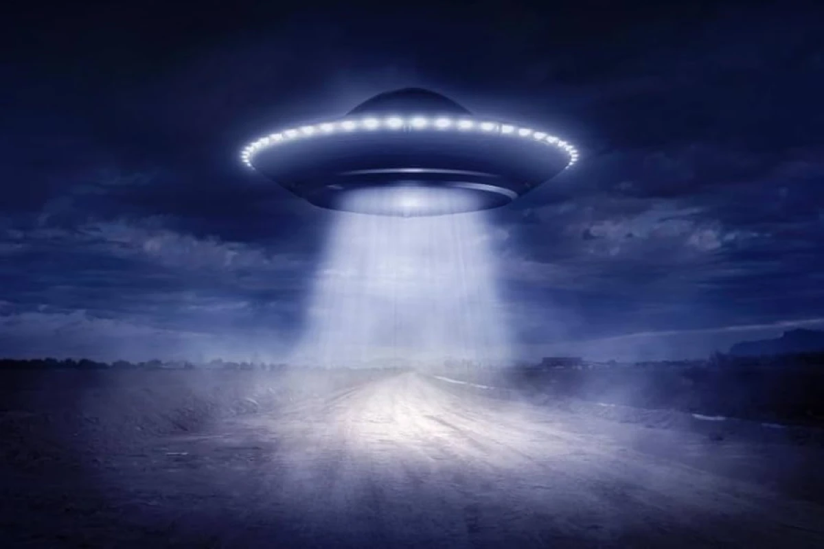 1990-cı illərdə naməlum uçan obyektlərin texnologiyası [[araşdırıldı]]