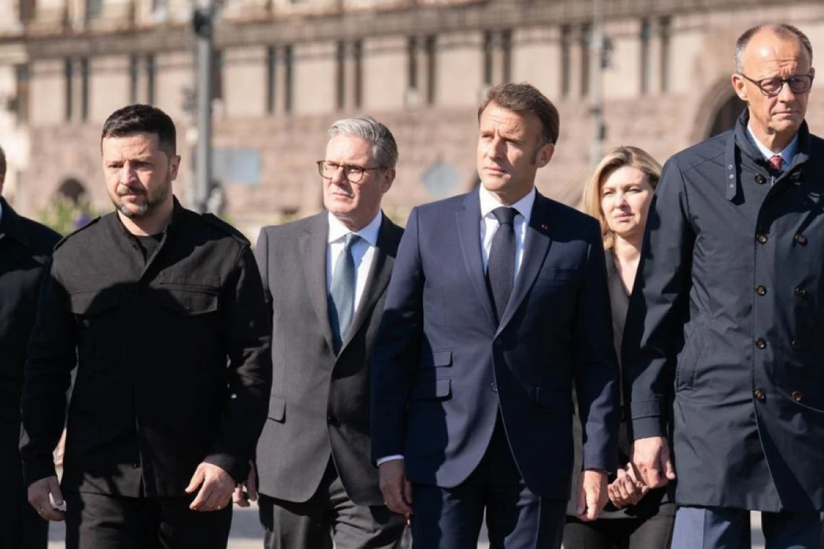 [[Zelenski]] həmin bəyannaməni imzaladı