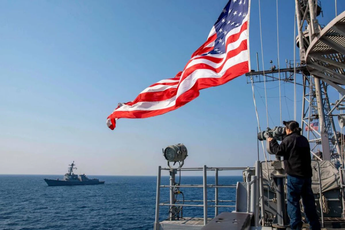 ABŞ Rusiya neft tankerini [[ələ keçirdi]]