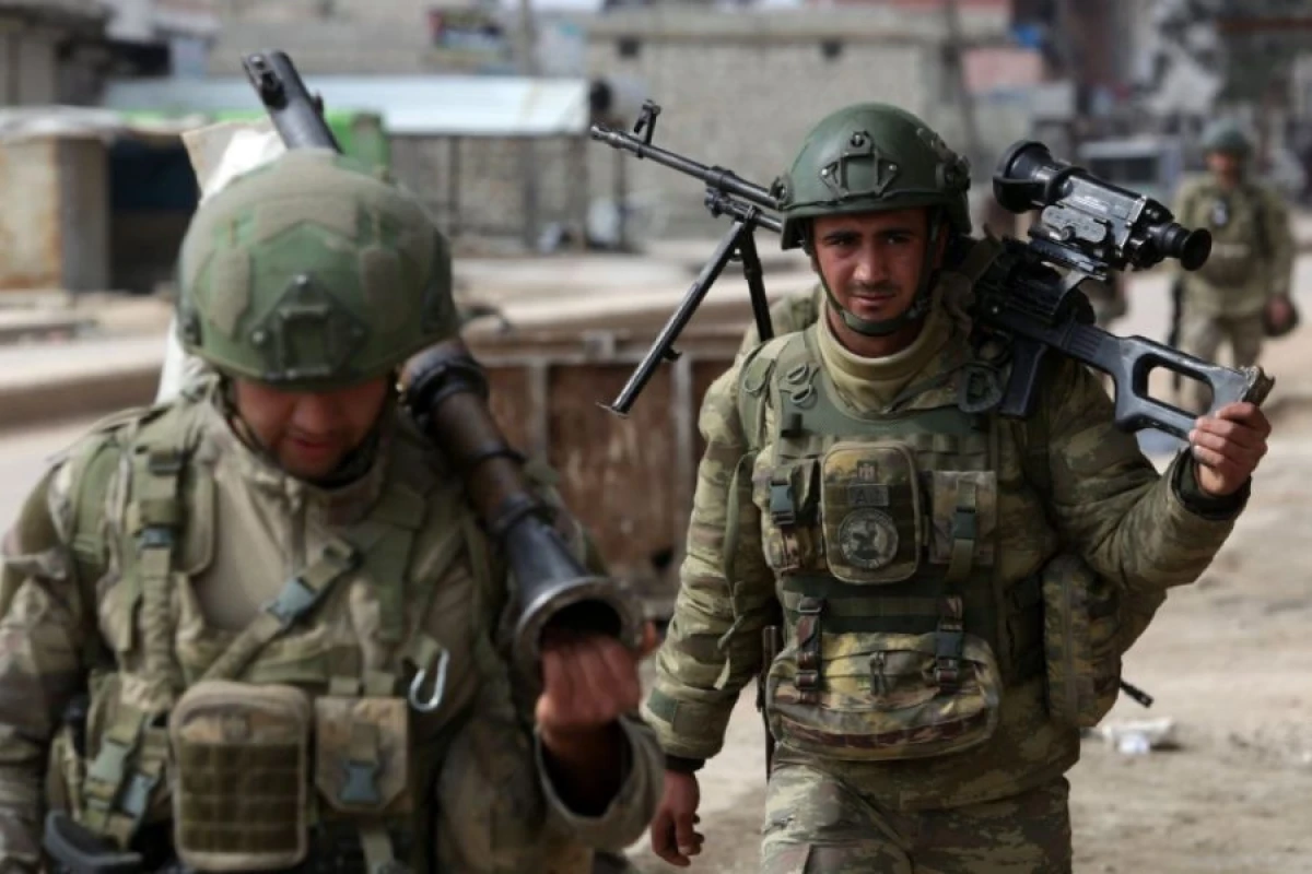 Türkiyə Hələbdə [[antiterror əməliyyatı]] həyata keçirir